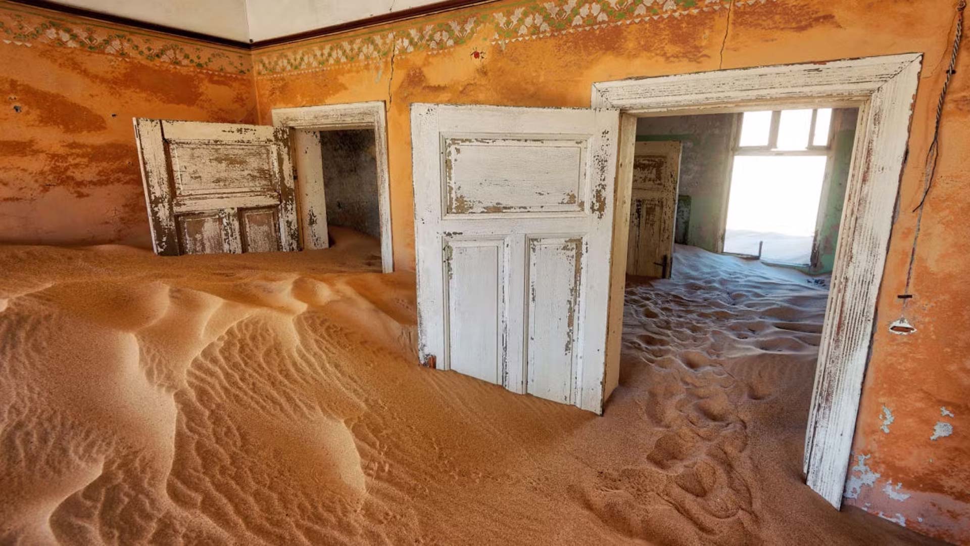 namibia landscape desert discover places we love Kolmanskop