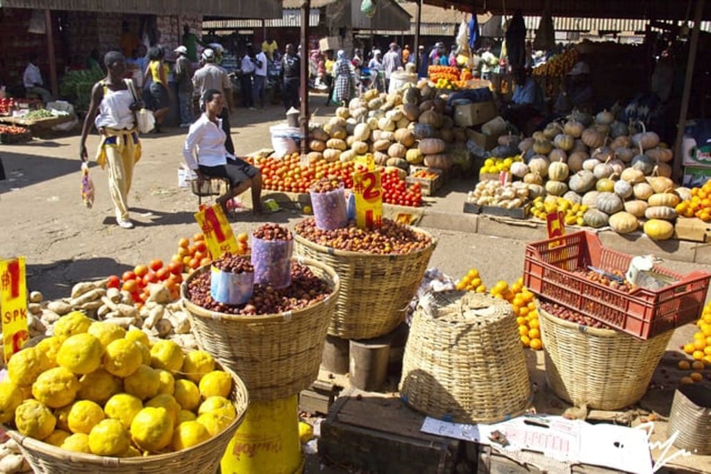 Market in Zimbabwe showcasing culture - discover zimbabwe