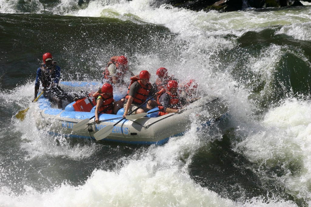 White water rafting - Discover Zimbabwe - adventure and action