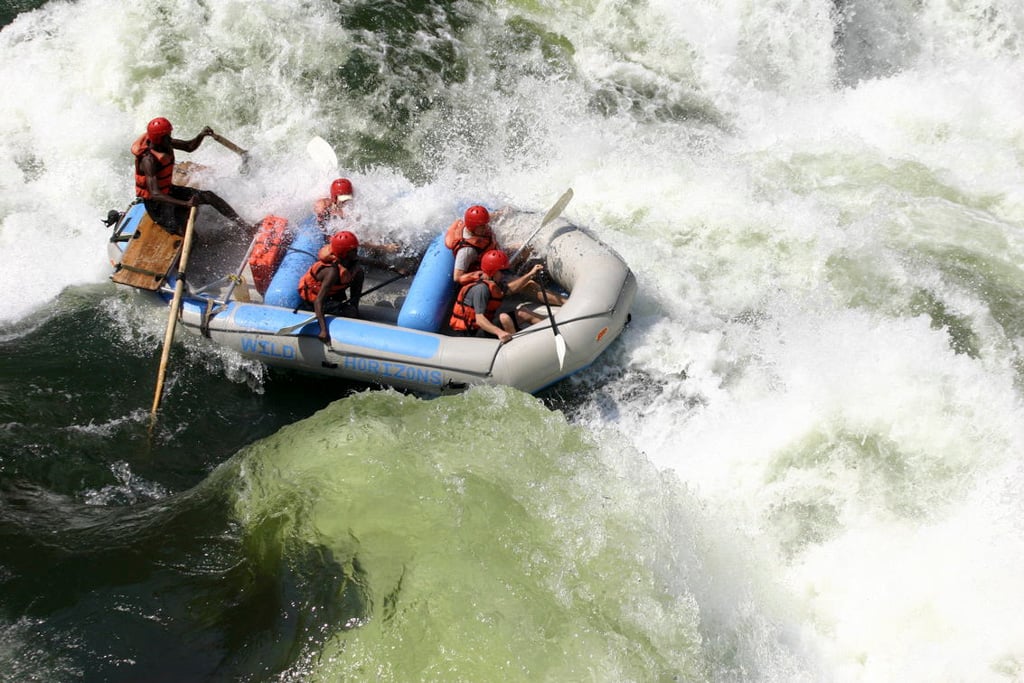 White water rafting - Discover Zimbabwe - adventure and action