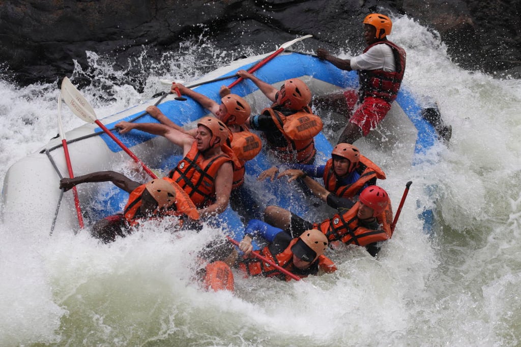 White water rafting - Discover Zimbabwe - adventure and action