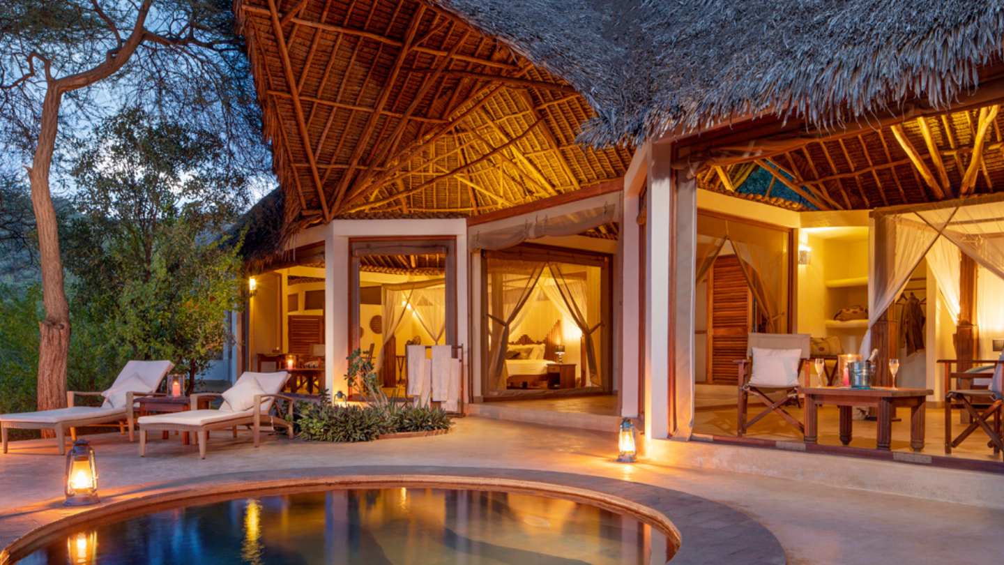 Private swimming pool at Lentorre lodge